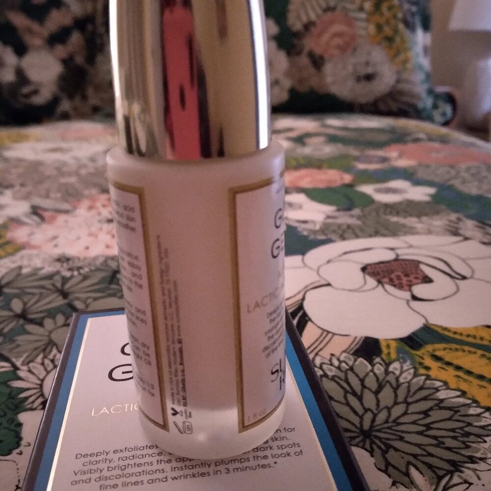 Sunday Riley- Good Genes Lactic Acid Treatment- 1 oz. - New - Picture 3 of 3